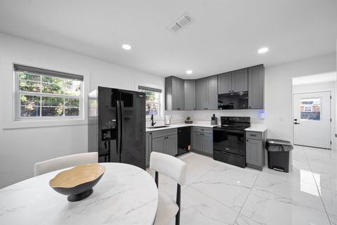 Tiny photo for 2403 Country Club Drive, Tallahassee, FL 32301 (MLS # 392233)