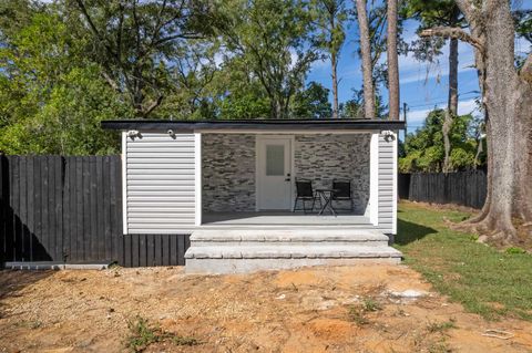 Tiny photo for 2403 Country Club Drive, Tallahassee, FL 32301 (MLS # 392233)