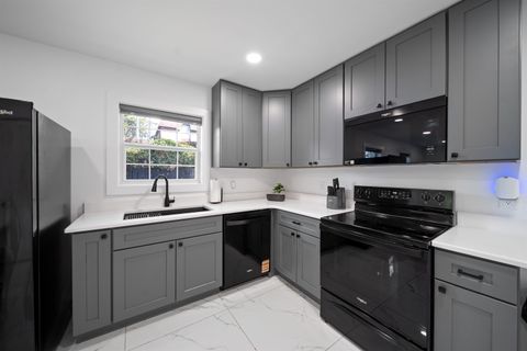 Tiny photo for 2403 Country Club Drive, Tallahassee, FL 32301 (MLS # 392233)