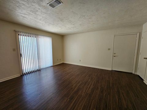Tiny photo for 2004 Bradford Court #B, Tallahassee, FL 32303 (MLS # 401309)