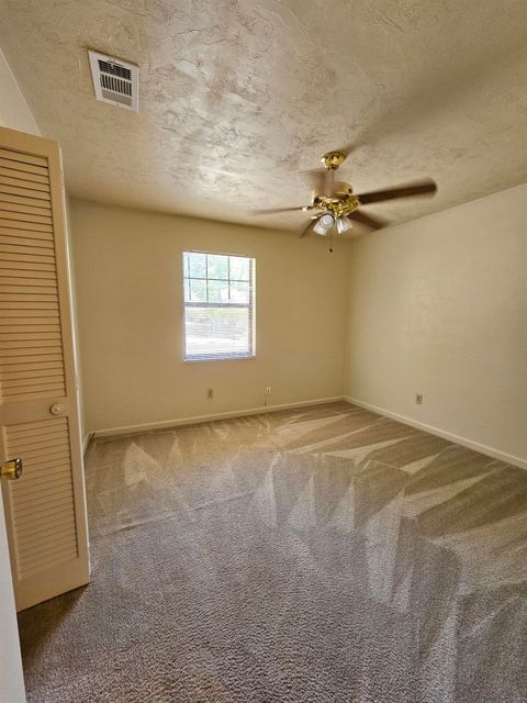 Tiny photo for 2004 Bradford Court #B, Tallahassee, FL 32303 (MLS # 401309)