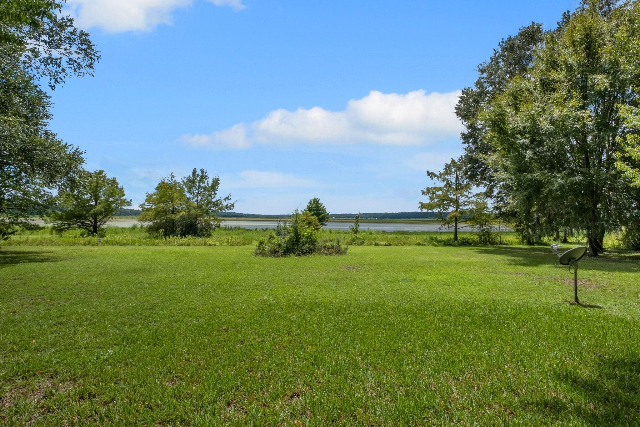 2143 MILLER LANDING Road