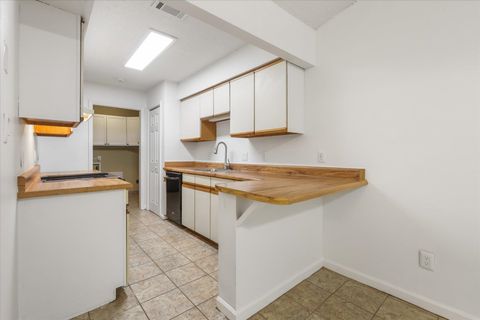 Tiny photo for 1806 Falconcrest Street, Tallahassee, FL 32303 (MLS # 393211)