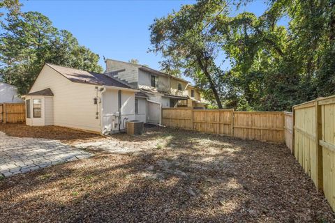 Tiny photo for 1806 Falconcrest Street, Tallahassee, FL 32303 (MLS # 393211)