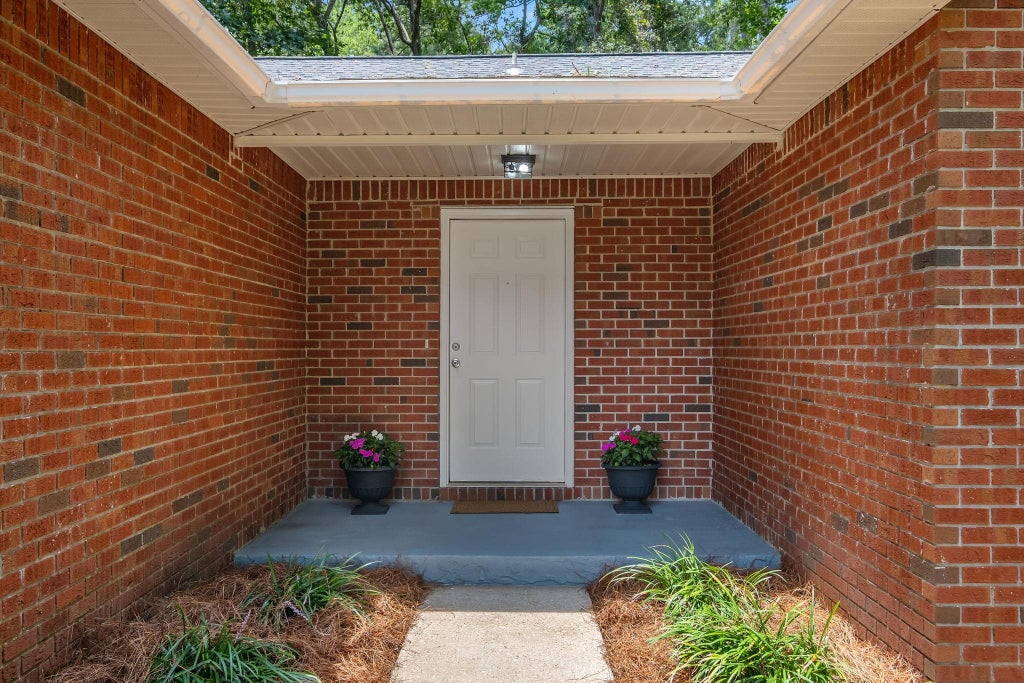 Photo of 8308 Pegwood Way, Tallahassee, FL 32312 (MLS # 403090)