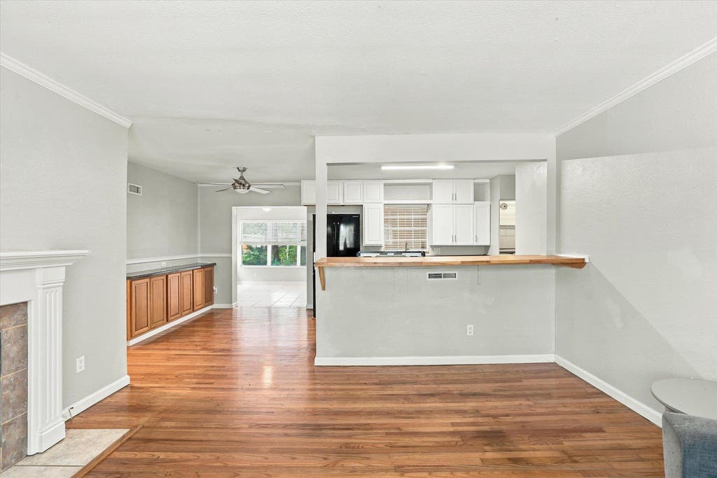 Photo of 1816 Atkamire Drive, Tallahassee, FL 32304 (MLS # 402034)