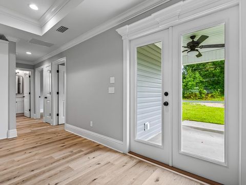 A home in Crawfordville