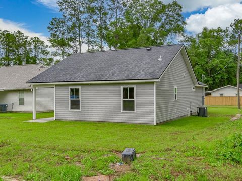 A home in Crawfordville