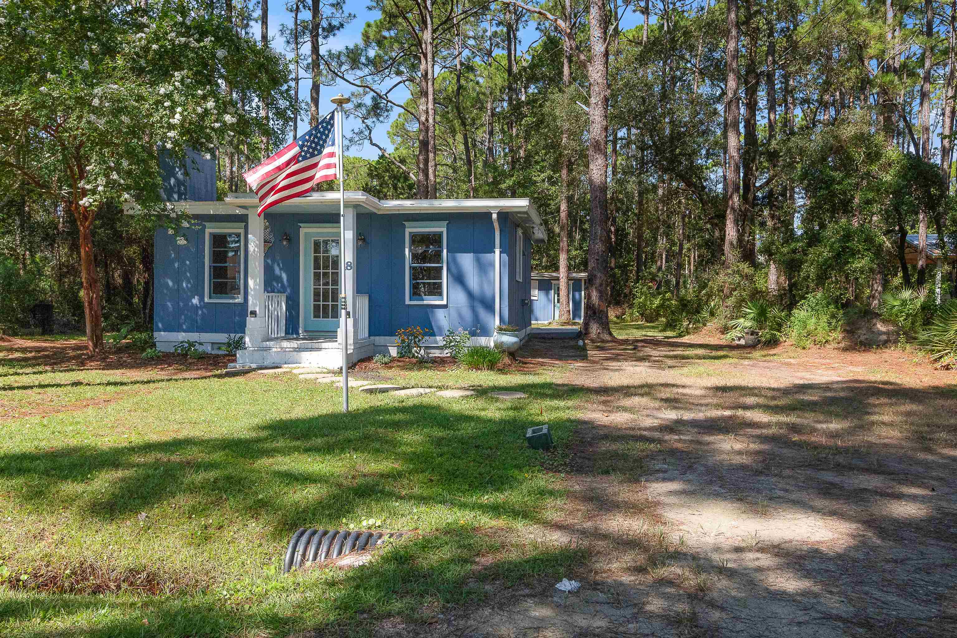 18 Suwannee Avenue