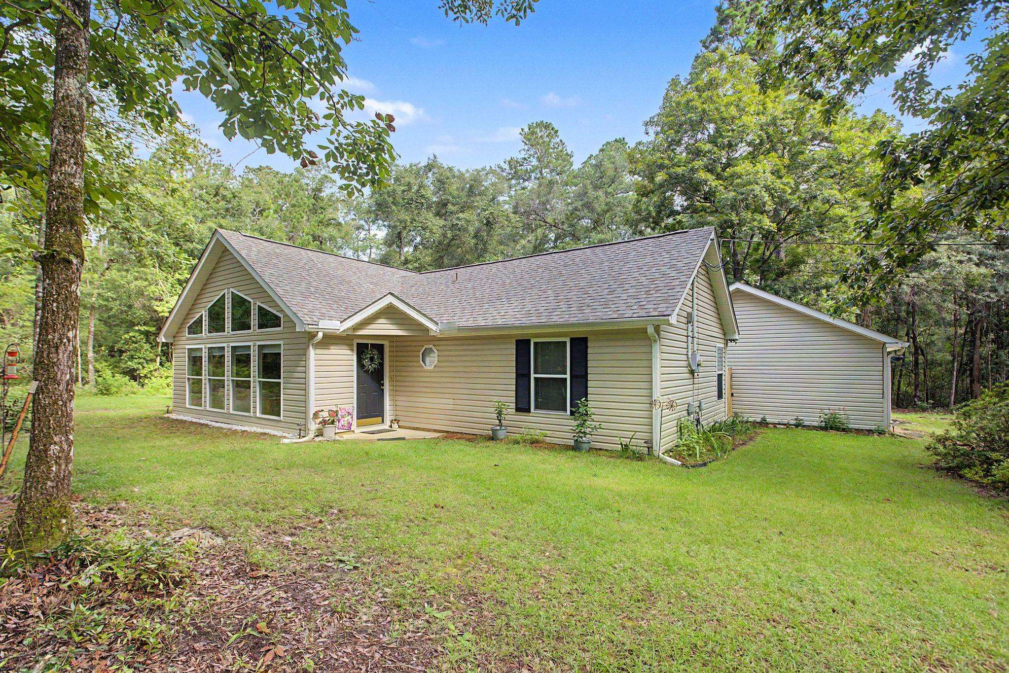 1391 Paul Thompson Road