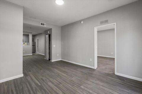 Tiny photo for 401 Putnam Drive #1434, Tallahassee, FL 32301 (MLS # 394069)