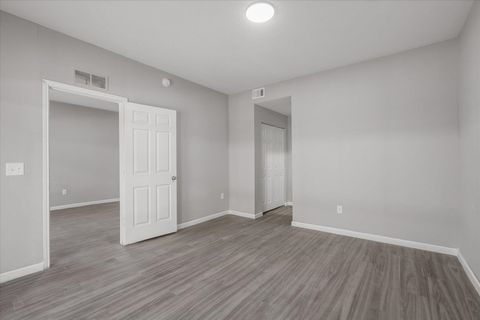 Tiny photo for 401 Putnam Drive #1434, Tallahassee, FL 32301 (MLS # 394069)