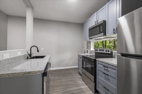 Tiny photo for 401 Putnam Drive #1434, Tallahassee, FL 32301 (MLS # 394069)