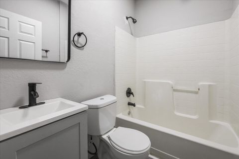 Tiny photo for 401 Putnam Drive #1434, Tallahassee, FL 32301 (MLS # 394069)