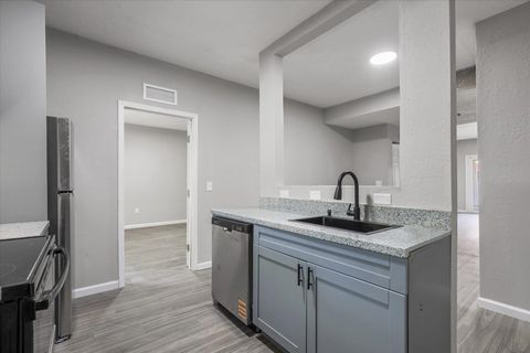 Tiny photo for 401 Putnam Drive #1434, Tallahassee, FL 32301 (MLS # 394069)