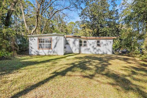 Tiny photo for 1641 Mayhew Street, Tallahassee, FL 32304 (MLS # 394322)