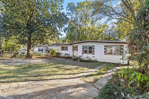 Tiny photo for 1641 Mayhew Street, Tallahassee, FL 32304 (MLS # 394322)