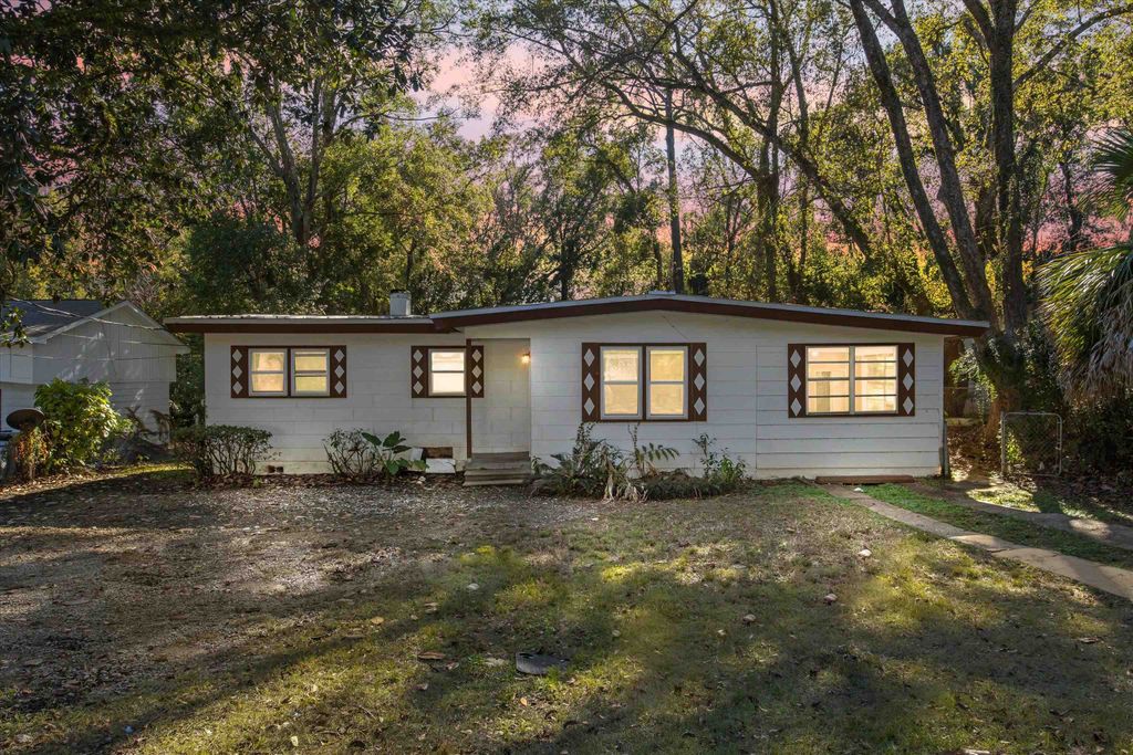 Photo of 1641 Mayhew Street, Tallahassee, FL 32304 (MLS # 394322)