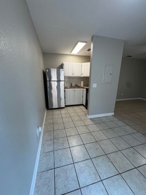 Tiny photo for 820-1 California Street #1, Tallahassee, FL 32304 (MLS # 401239)