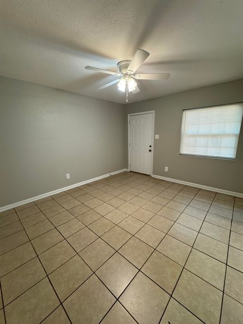 Tiny photo for 820-1 California Street #1, Tallahassee, FL 32304 (MLS # 401239)