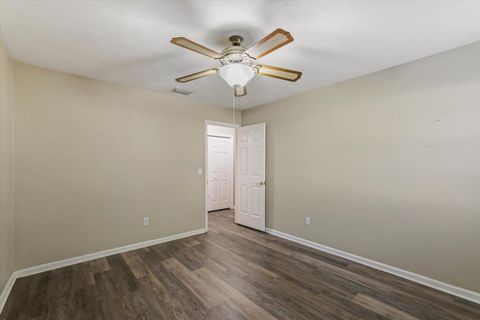 Tiny photo for 3170 Brockton Way Way, Tallahassee, FL 32308 (MLS # 397922)