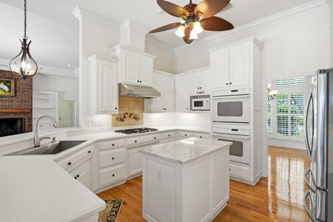 Tiny photo for 1119 BANNERMAN Road, Tallahassee, FL 32312 (MLS # 400878)