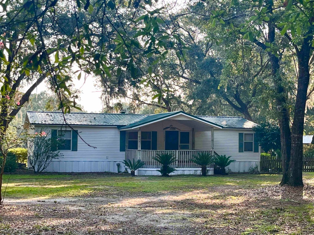 Photo of 1445 Lawhon Mill Road, Crawfordville, FL 32327 (MLS # 403042)