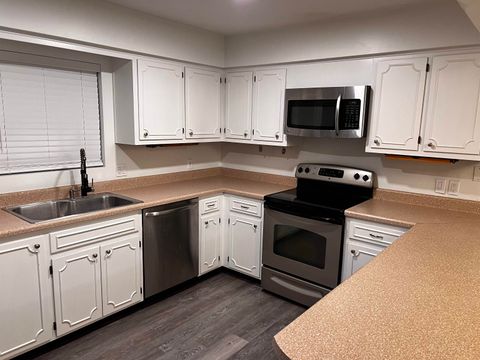 Tiny photo for 3219 Thomasville Road #19C, Tallahassee, FL 32308 (MLS # 400075)