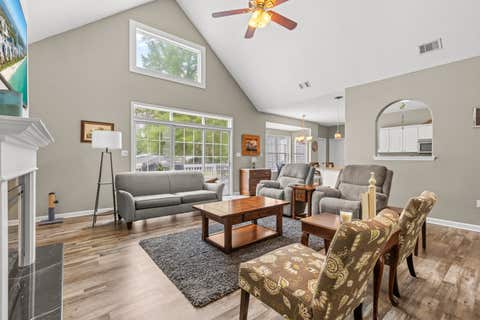 Tiny photo for 1429 Ferzon Way, Tallahassee, FL 32312 (MLS # 401088)