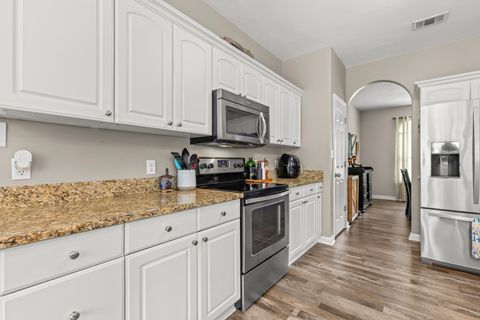 Tiny photo for 1429 Ferzon Way, Tallahassee, FL 32312 (MLS # 401088)