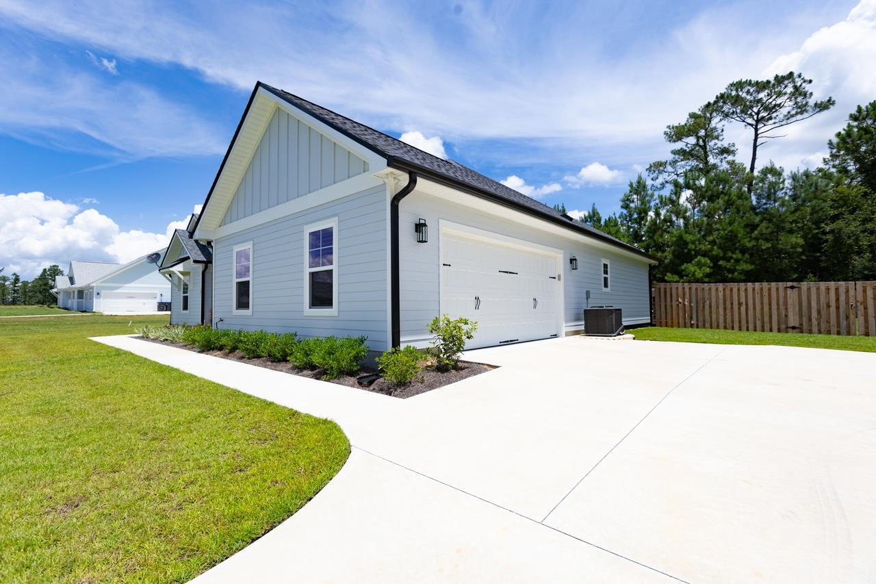 107 Tarn Way