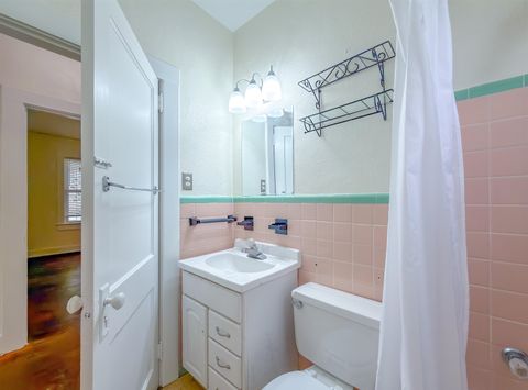 Tiny photo for 1230 Mitchell Avenue, Tallahassee, FL 32303 (MLS # 401077)