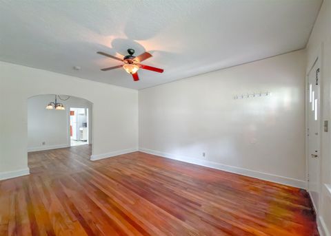 Tiny photo for 1230 Mitchell Avenue, Tallahassee, FL 32303 (MLS # 401077)