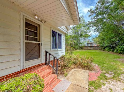 Tiny photo for 1230 Mitchell Avenue, Tallahassee, FL 32303 (MLS # 401077)