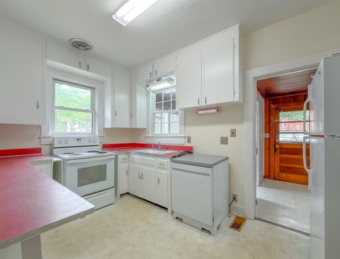Tiny photo for 1230 Mitchell Avenue, Tallahassee, FL 32303 (MLS # 401077)