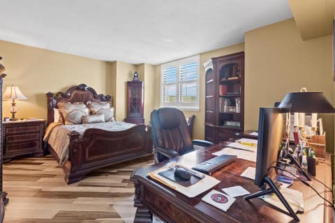 Tiny photo for 300 S Duval #911 Street, Tallahassee, FL 32301 (MLS # 402677)