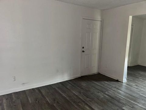 Tiny photo for 2705 Lake Henrietta St, Tallahassee, FL 32310 (MLS # 389934)