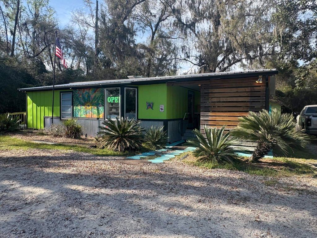 Photo of 66 Dr. Martin King Jr. Boulevard, Crawfordville, FL 32327 (MLS # 397119)