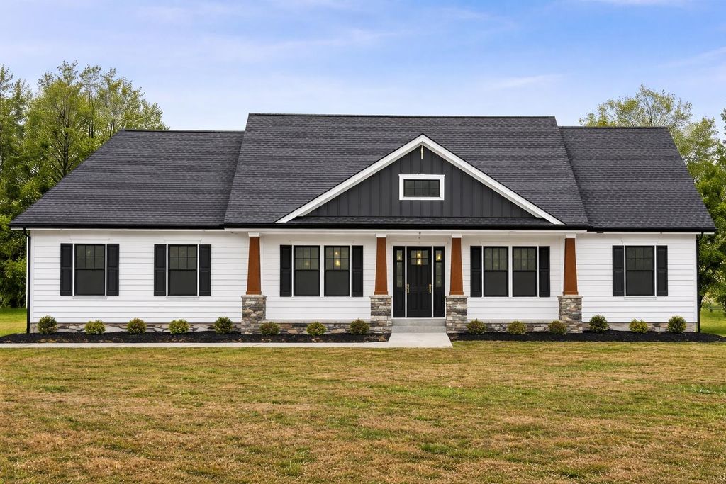 Photo of 12333 Trotting Horse Court, Tallahassee, FL 32305 (MLS # 399207)