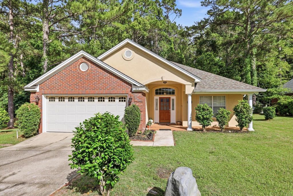 Photo of 747 Eagle View Drive, Tallahassee, FL 32311 (MLS # 400484)