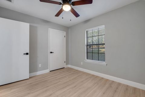Tiny photo for 2384 TUSCAVILLA Road, Tallahassee, FL 32312 (MLS # 395438)