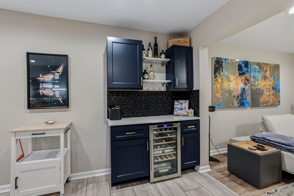 Photo of 1241 N BRONOUGH Street, Tallahassee, FL 32303 (MLS # 397591)