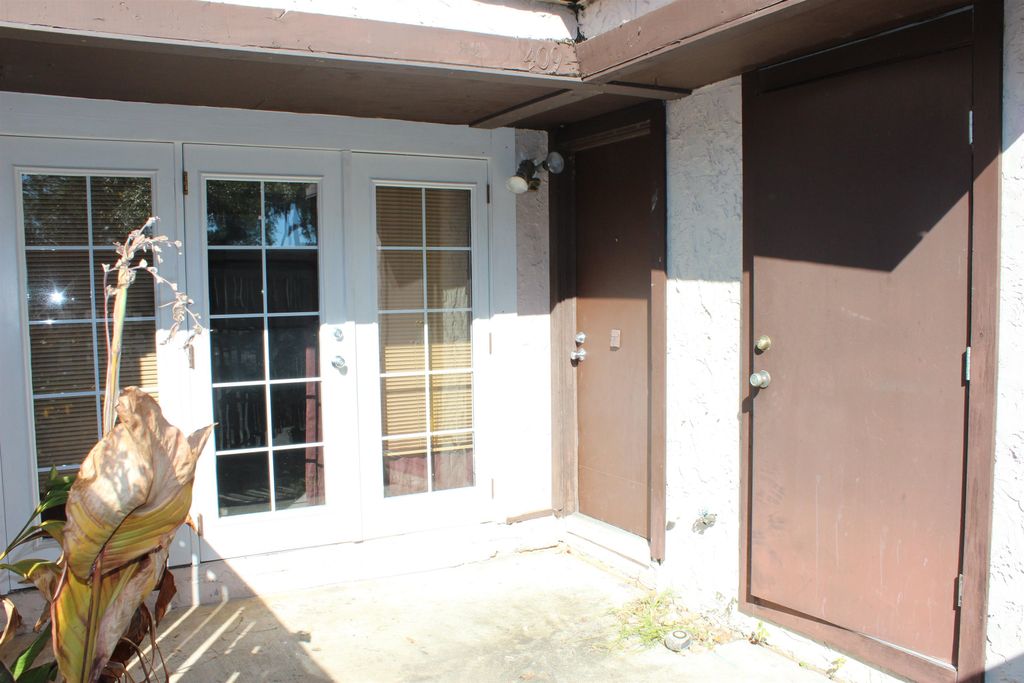 Photo of 409 Westwood Drive, Tallahassee, FL 32304 (MLS # 393273)