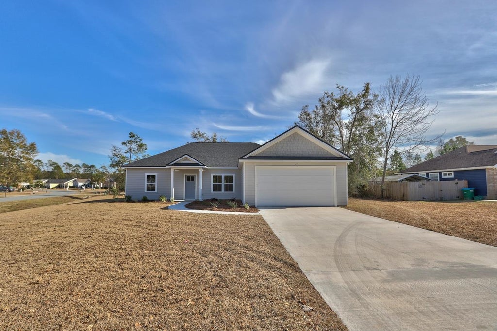 Photo of 43 Sarlan Garden Drive, Crawfordville, FL 32327 (MLS # 402147)
