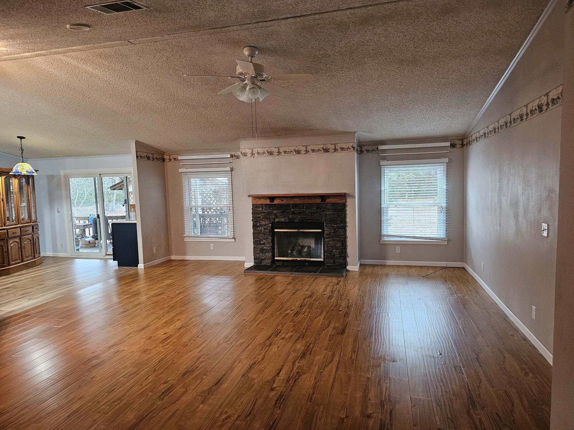 129 Royal Oaks Court