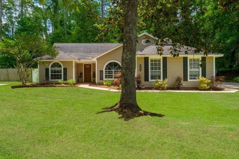 Photo of 9943 Beaver Ridge Trail, Tallahassee, FL 32312 (MLS # 388706)
