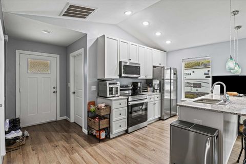 Tiny photo for 954 Cap Tram Road, Tallahassee, FL 32317 (MLS # 394952)