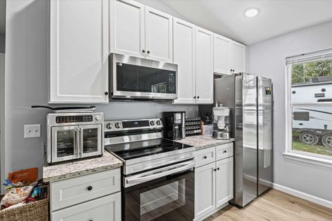 Tiny photo for 954 Cap Tram Road, Tallahassee, FL 32317 (MLS # 394952)