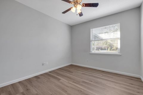 Tiny photo for 8712 Waltham Court, Tallahassee, FL 32311 (MLS # 393258)