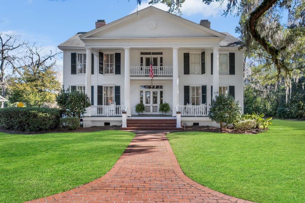 Photo of 121 N Duval Street, Quincy, FL 32351 (MLS # 392521)